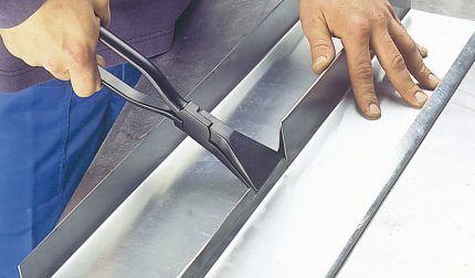 Bessey D34-60-P Falc klešta
